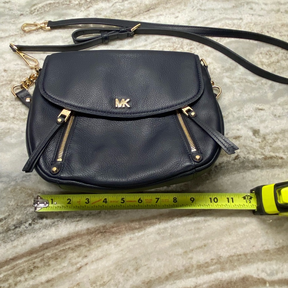 Beautiful blue pebbled leather Michael Kors purse